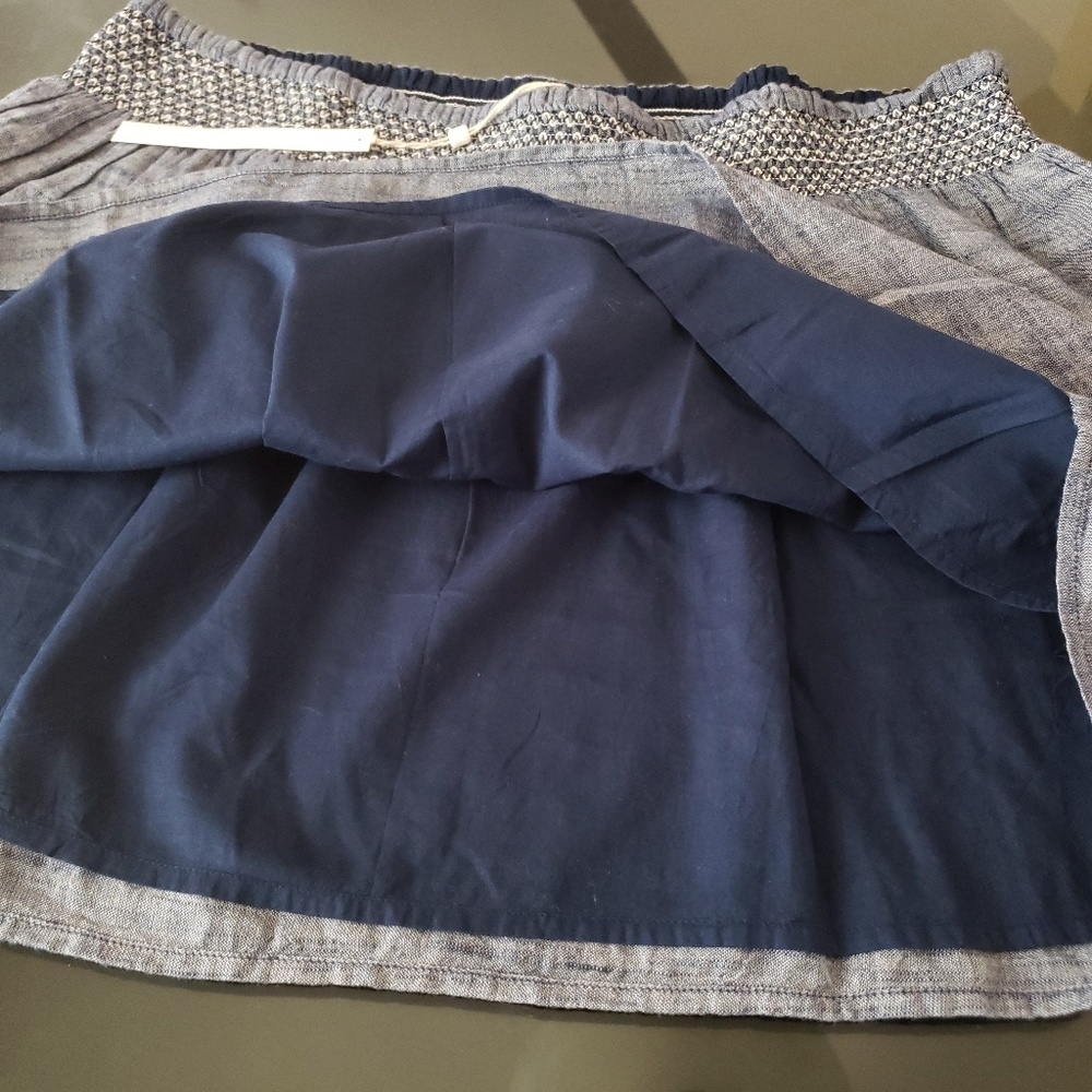 Skirt - Picture 3 of 7